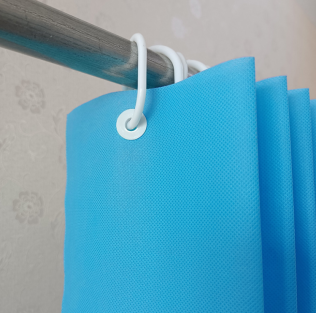 Non-woven fabric curtain machine